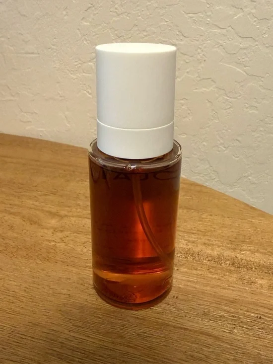 Ouai Hair and Body - Ibiza with Tonka Bean + Vanilla - Picture 2 of 4